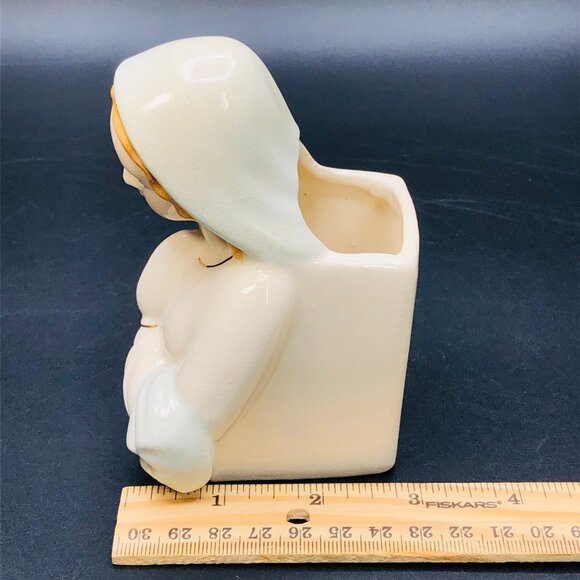 Vintage 60s Praying Virgin Mary Ceramic Planter, Holy Mother Religious Figure - Picture 9 of 10